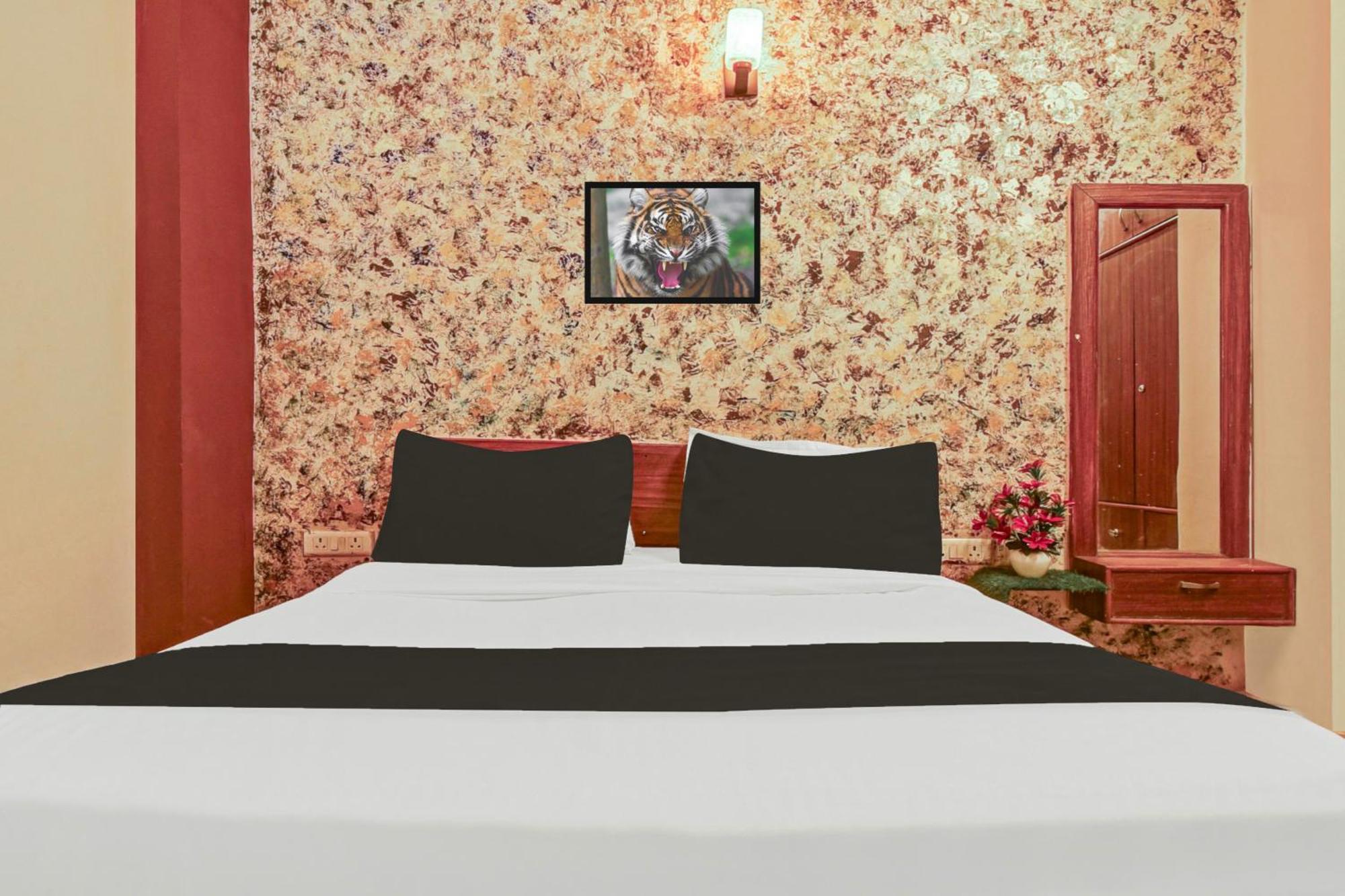 Hotel O The Blue Inn Jaipur Bagian luar foto